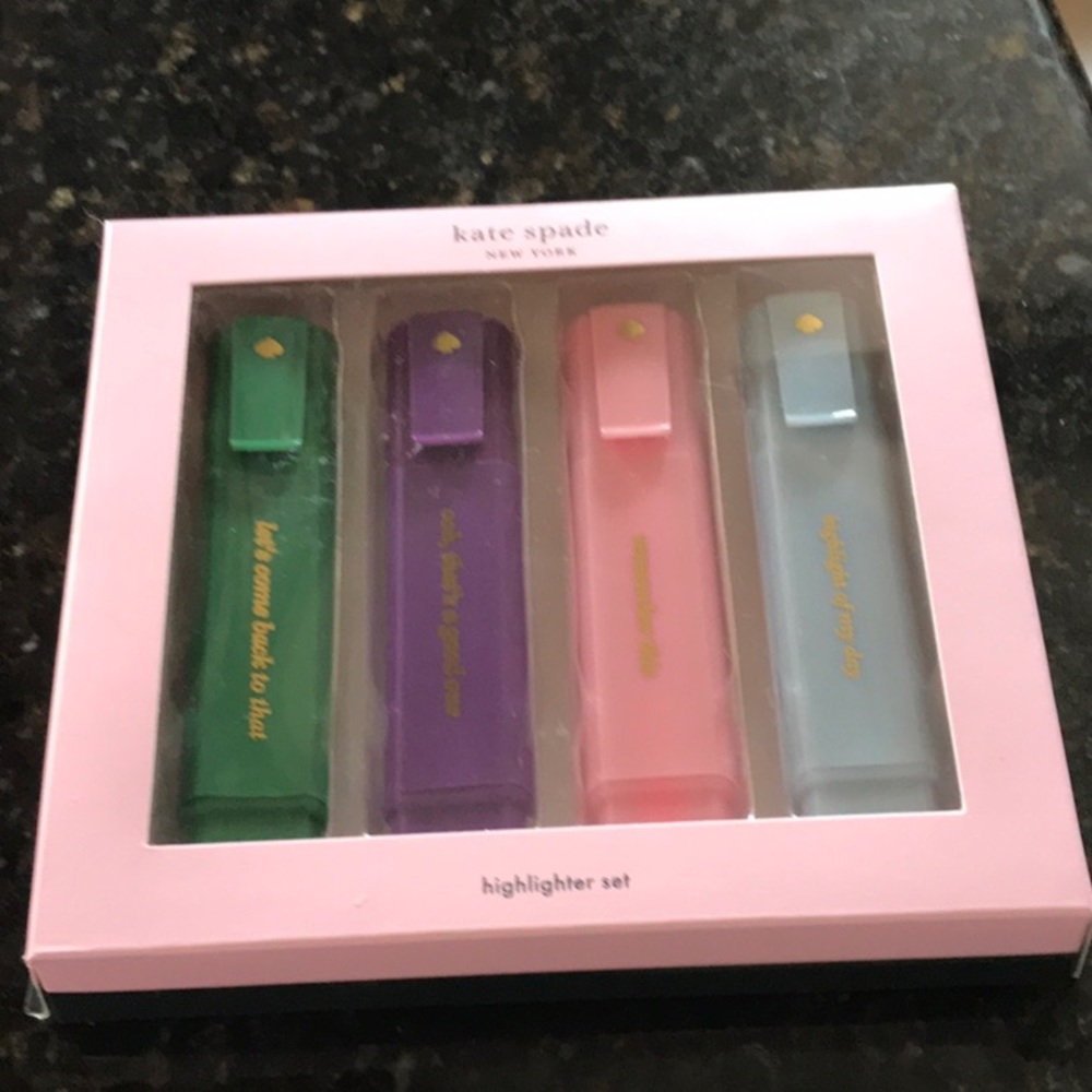 BRAND NEW HIGHLIGHTER SET OF 4